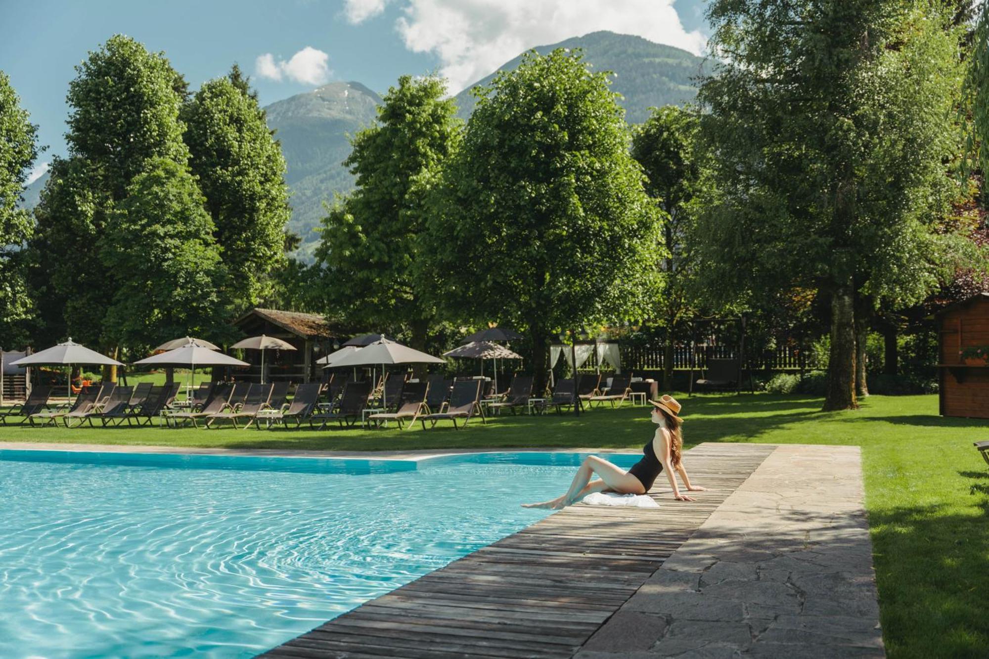 Ferien & Wellnesshotel Windschar Брунико Экстерьер фото